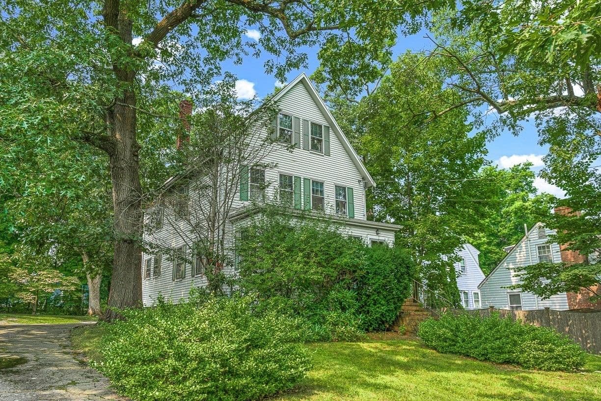 239 Park Ave, Arlington photo 1